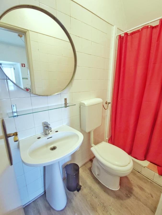 Small Lovely Studio Lisbon Bagian luar foto